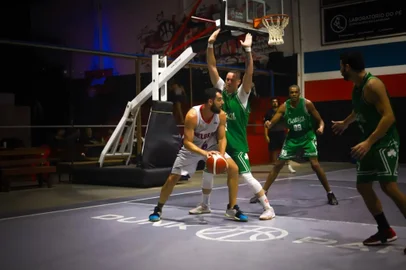 Thulius Kreling, basquete
